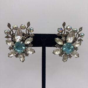 VINTAGE JUDY LEE BLUE Clear AB RHINESTONE FLOWER CLIP ON EARRINGS